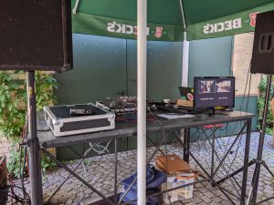 Computer und Bildschirme